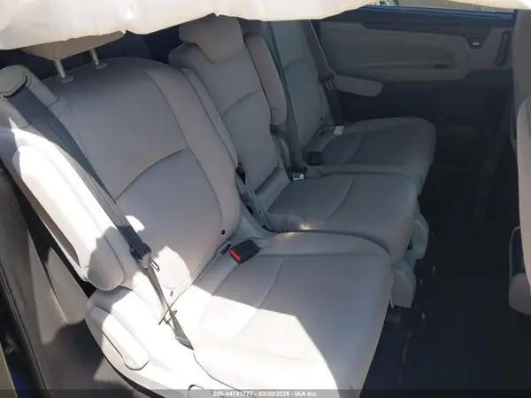 5FNRL6H50JB083658 2018 HONDA ODYSSEY - Image 8