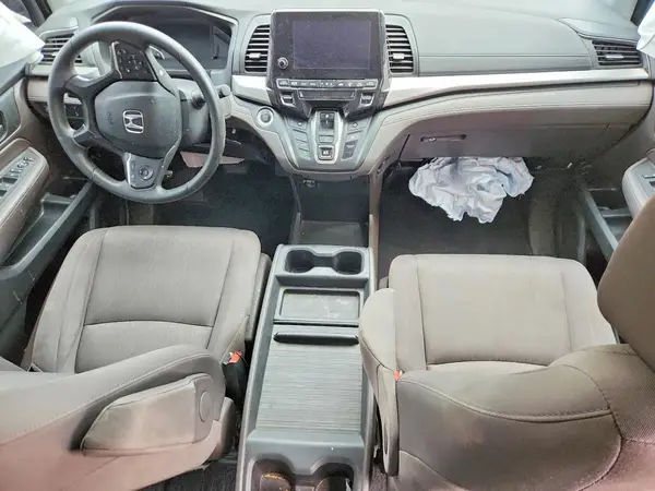 5FNRL6H50JB109577 2018 HONDA ODYSSEY - Image 8