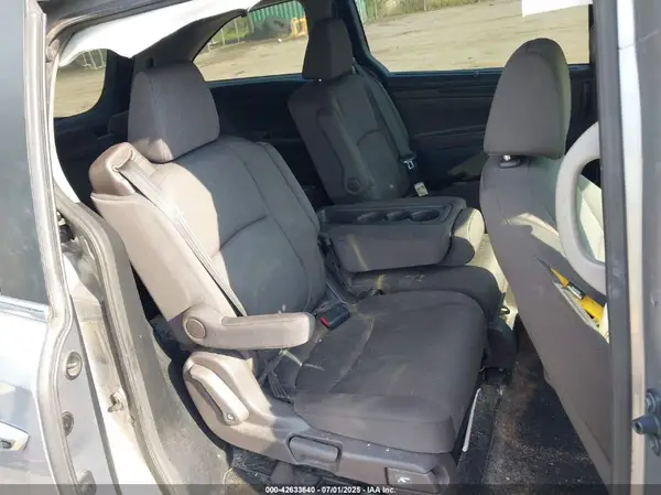 5FNRL6H50LB044457 2020 HONDA ODYSSEY - Image 8