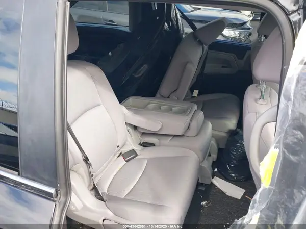 5FNRL6H50NB048141 2022 HONDA ODYSSEY - Image 8