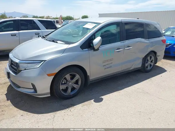 5FNRL6H50RB004792 2024 HONDA ODYSSEY - Image 2