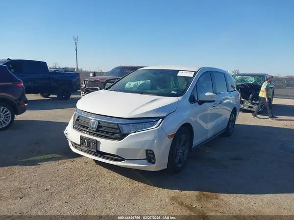 5FNRL6H50RB057492 2024 HONDA ODYSSEY - Image 2