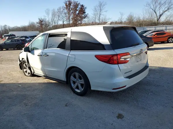 5FNRL6H51JB013893 2018 HONDA ODYSSEY - Image 2