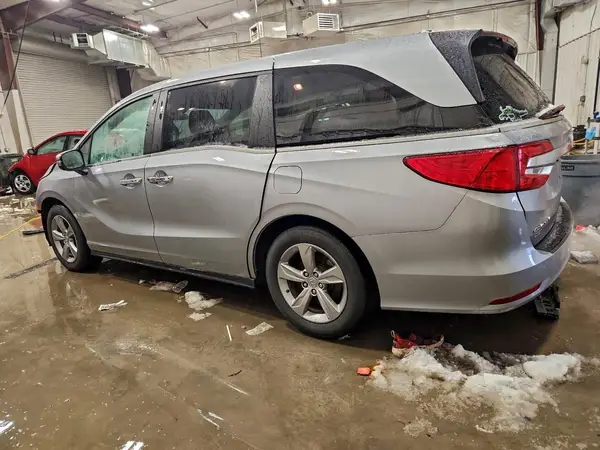 5FNRL6H51JB036316 2018 HONDA ODYSSEY - Image 2