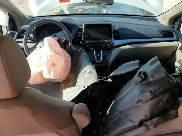 5FNRL6H51JB064617 2018 HONDA ODYSSEY - Image 8