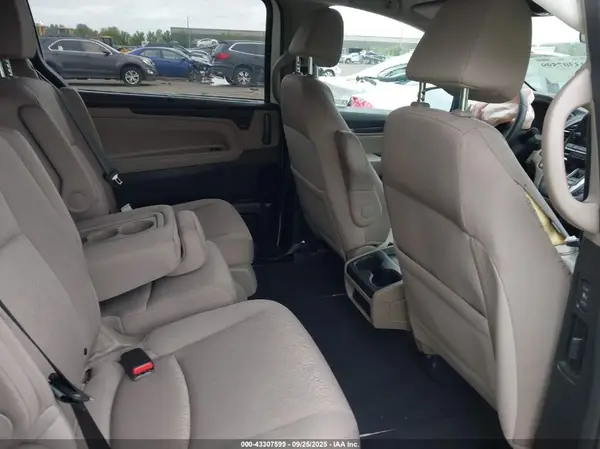 5FNRL6H51KB023809 2019 HONDA ODYSSEY - Image 8