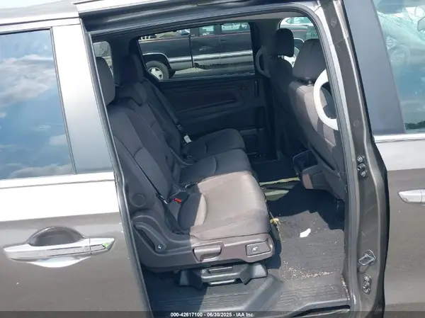 5FNRL6H51KB117415 2019 HONDA ODYSSEY - Image 8