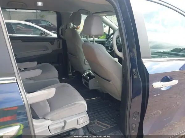 5FNRL6H52JB006063 2018 HONDA ODYSSEY - Image 8