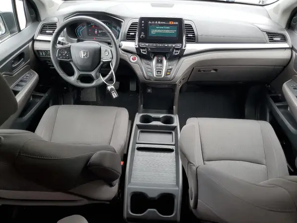 5FNRL6H52JB100119 2018 HONDA ODYSSEY - Image 8
