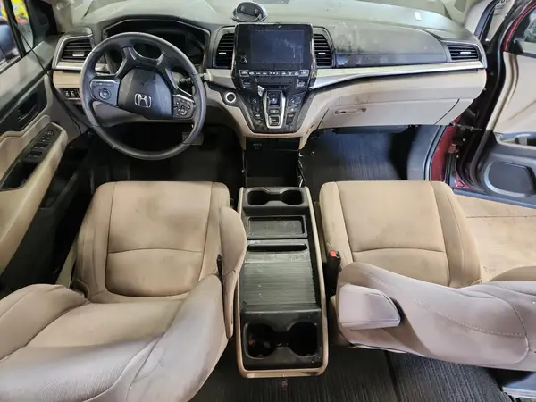 5FNRL6H52JB105563 2018 HONDA ODYSSEY - Image 8