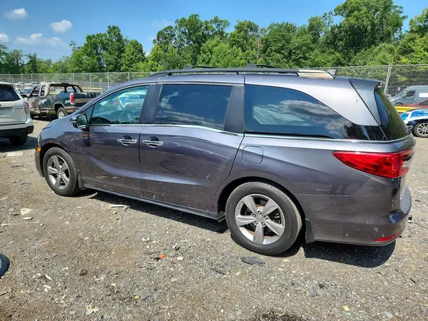 5FNRL6H53JB052968 2018 HONDA ODYSSEY - Image 2