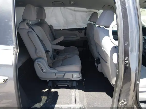 5FNRL6H53JB052985 2018 HONDA ODYSSEY - Image 8