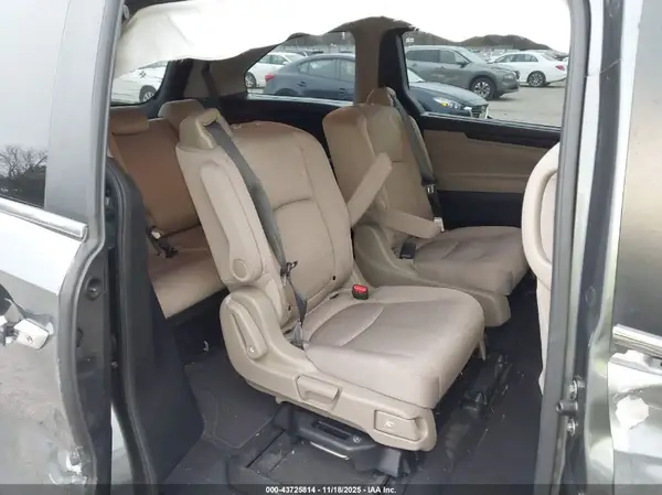 5FNRL6H53JB055854 2018 HONDA ODYSSEY - Image 8