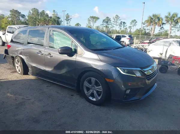 5FNRL6H53JB073948 2018 HONDA ODYSSEY - Image 1