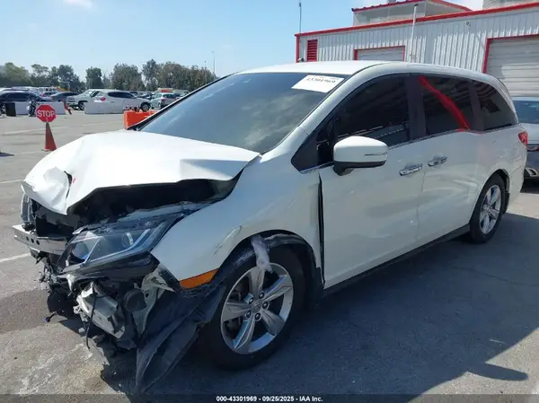 5FNRL6H53KC035311 2019 HONDA ODYSSEY - Image 2