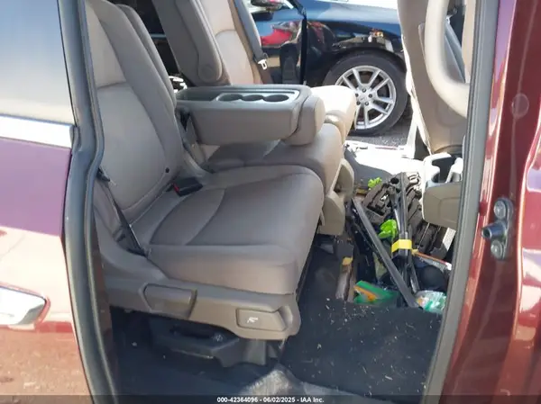 5FNRL6H53MB021305 2021 HONDA ODYSSEY - Image 8