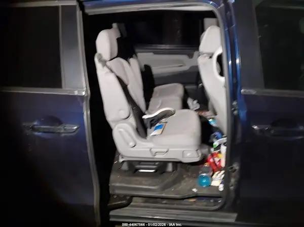 5FNRL6H54JB033040 2018 HONDA ODYSSEY - Image 8