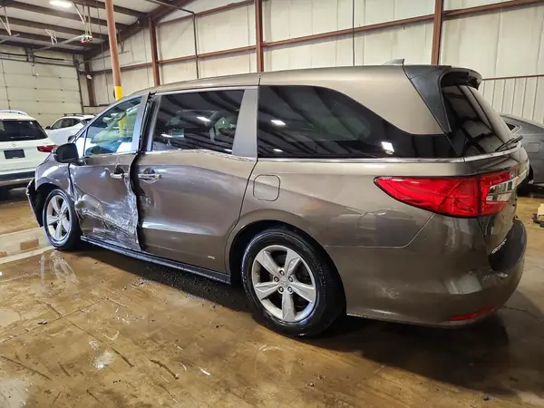 5FNRL6H54JB081461 2018 HONDA ODYSSEY - Image 2