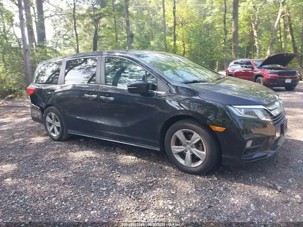 5FNRL6H54JB086823 2018 HONDA ODYSSEY - Image 1