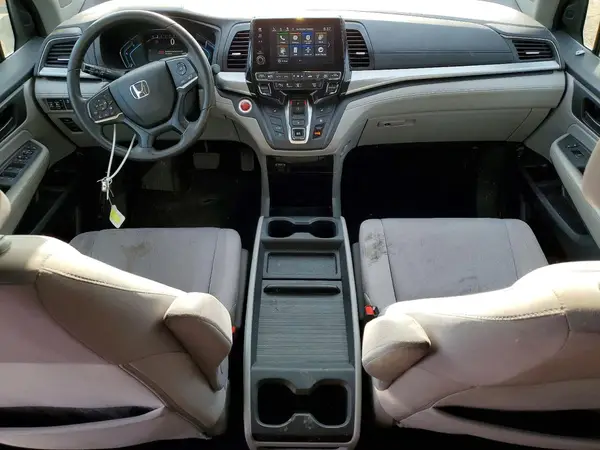 5FNRL6H54JB096400 2018 HONDA ODYSSEY - Image 8