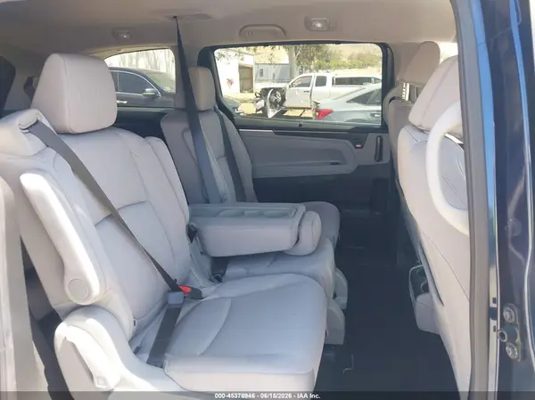 5FNRL6H54RB039528 2024 HONDA ODYSSEY - Image 8