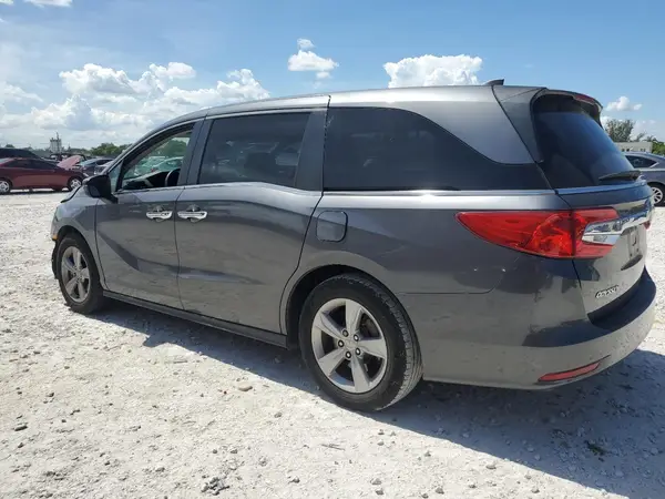 5FNRL6H55JB026016 2018 HONDA ODYSSEY - Image 2