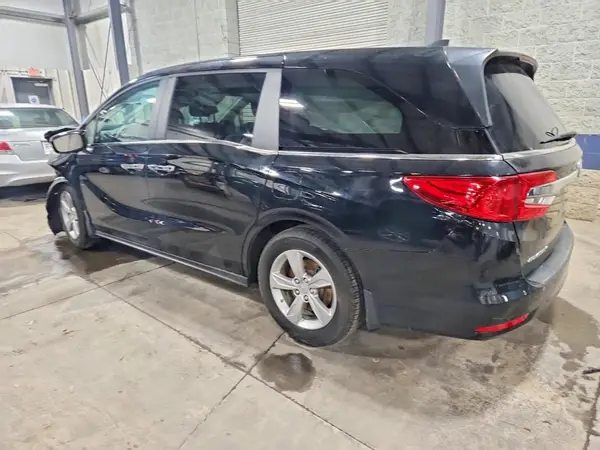 5FNRL6H55JB053796 2018 HONDA ODYSSEY - Image 2