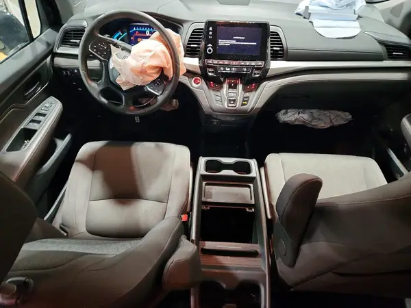 5FNRL6H55JB053796 2018 HONDA ODYSSEY - Image 8