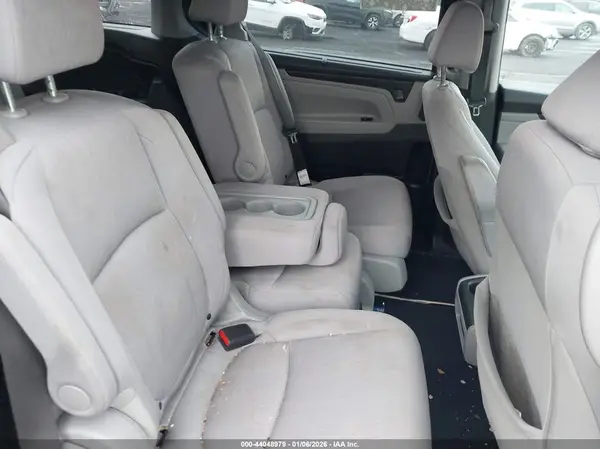 5FNRL6H55JB059310 2018 HONDA ODYSSEY - Image 8