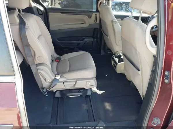 5FNRL6H55JB061591 2018 HONDA ODYSSEY - Image 8