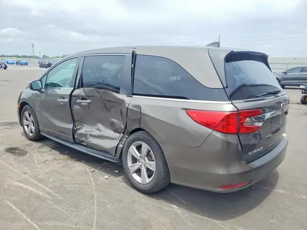 5FNRL6H55JB069626 2018 HONDA ODYSSEY - Image 2