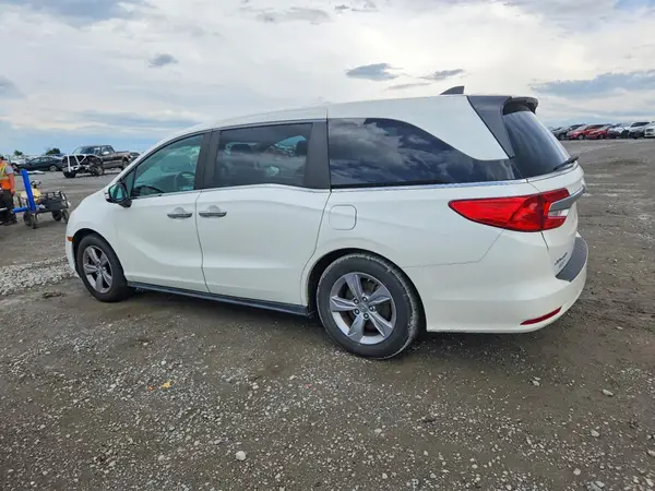5FNRL6H55JB088127 2018 HONDA ODYSSEY - Image 2