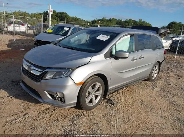 5FNRL6H55JB095658 2018 HONDA ODYSSEY - Image 2
