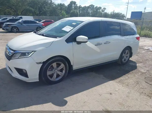 5FNRL6H55JB106108 2018 HONDA ODYSSEY - Image 2