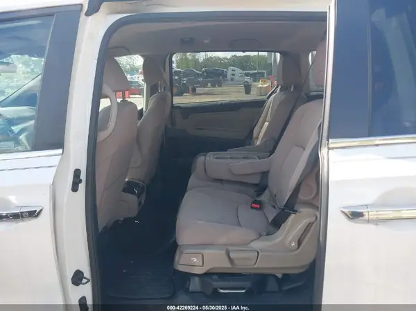 5FNRL6H55KB098240 2019 HONDA ODYSSEY - Image 8
