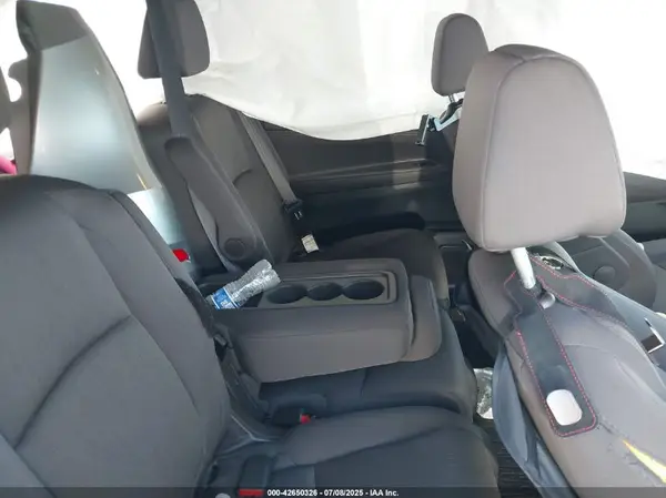 5FNRL6H55NB006631 2022 HONDA ODYSSEY - Image 8
