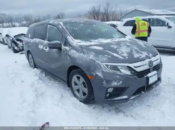 5FNRL6H56JB030169 2018 HONDA ODYSSEY - Image 1