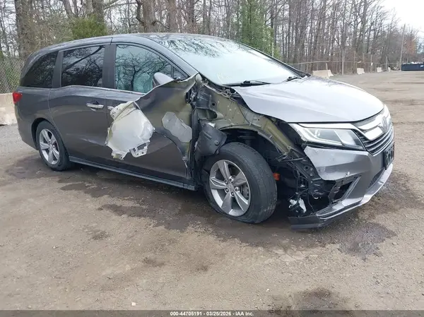 5FNRL6H56JB068260 2018 HONDA ODYSSEY