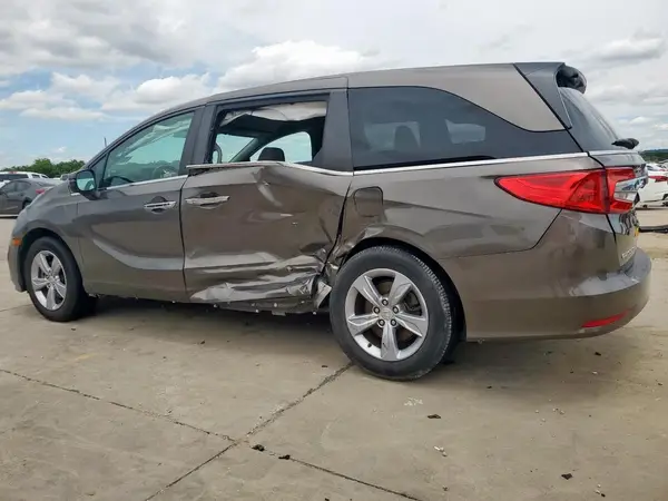 5FNRL6H56JB069666 2018 HONDA ODYSSEY - Image 2
