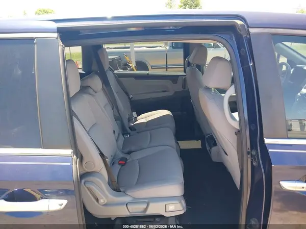 5FNRL6H56JB070509 2018 HONDA ODYSSEY - Image 8