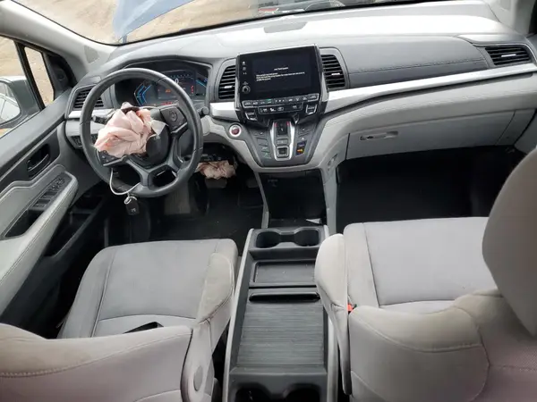 5FNRL6H56JB107011 2018 HONDA ODYSSEY - Image 8