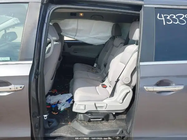 5FNRL6H56KB015687 2019 HONDA ODYSSEY - Image 8