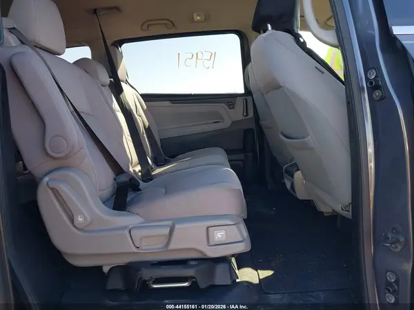 5FNRL6H56LB017893 2020 HONDA ODYSSEY - Image 8