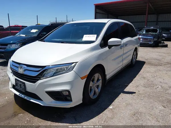 5FNRL6H57JB029340 2018 HONDA ODYSSEY - Image 2