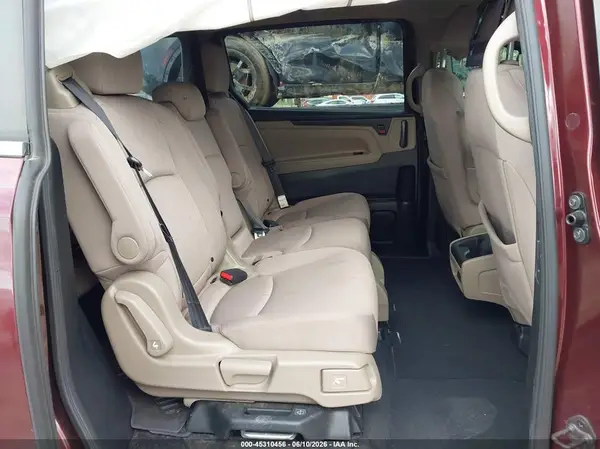 5FNRL6H57JB037406 2018 HONDA ODYSSEY - Image 8