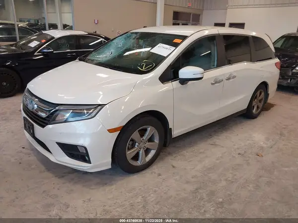 5FNRL6H57JB085441 2018 HONDA ODYSSEY - Image 2