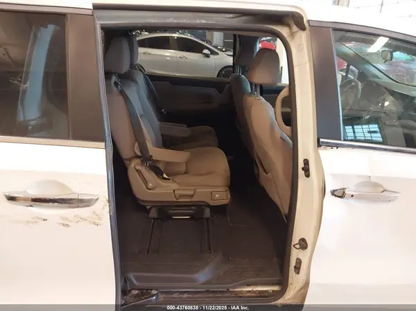 5FNRL6H57JB085441 2018 HONDA ODYSSEY - Image 8
