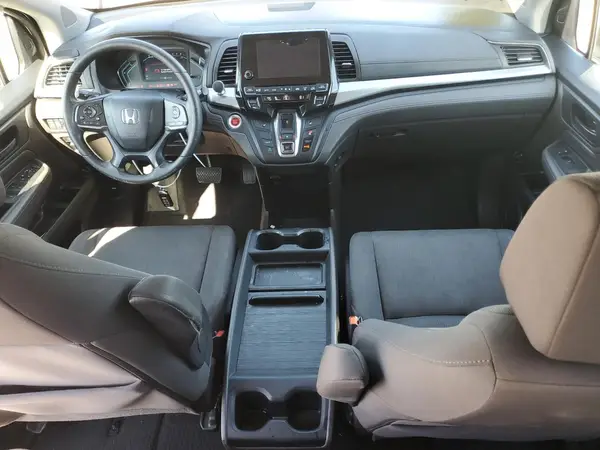 5FNRL6H57JB086847 2018 HONDA ODYSSEY - Image 8