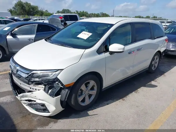 5FNRL6H57JB100035 2018 HONDA ODYSSEY - Image 2