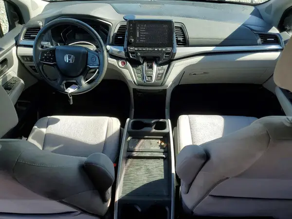 5FNRL6H57JB101766 2018 HONDA ODYSSEY - Image 8